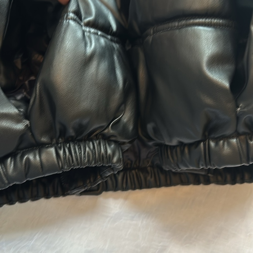 ZARA Cropped Puffer - Picture 12 of 12